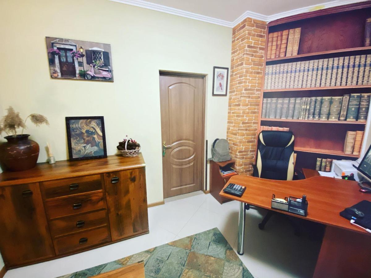 Hotel Three Korony Skhidnytsia Ngoại thất bức ảnh