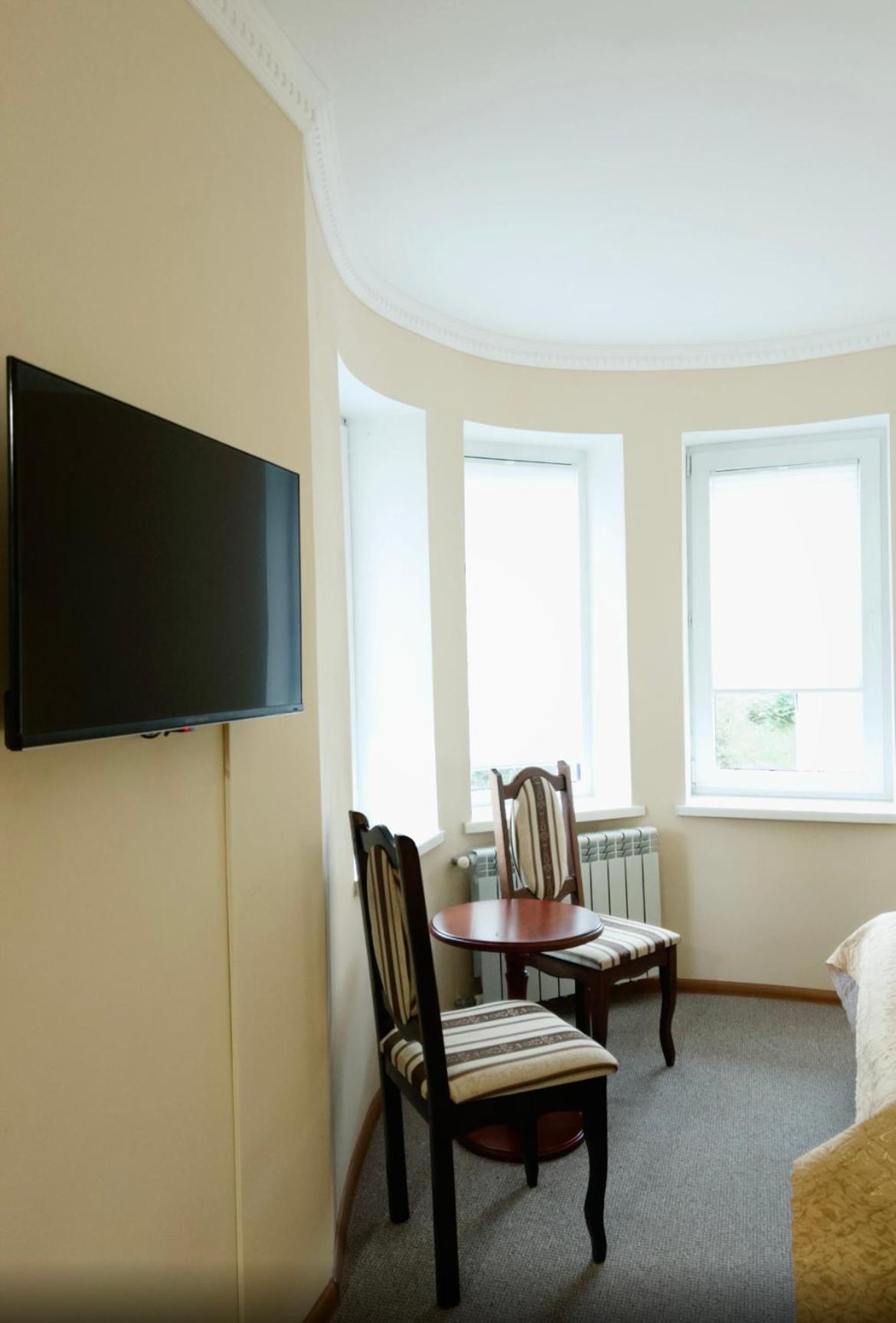 Hotel Three Korony Skhidnytsia Ngoại thất bức ảnh